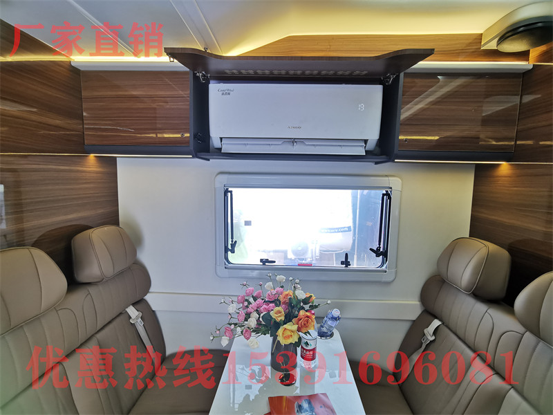 20多萬(wàn)福特房車(chē)